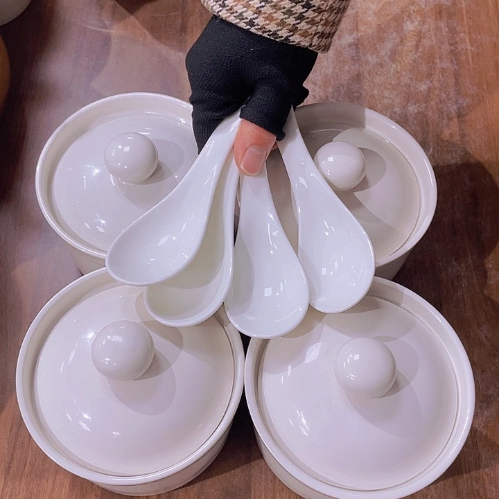 白瓷餐盘餐盘餐哦
