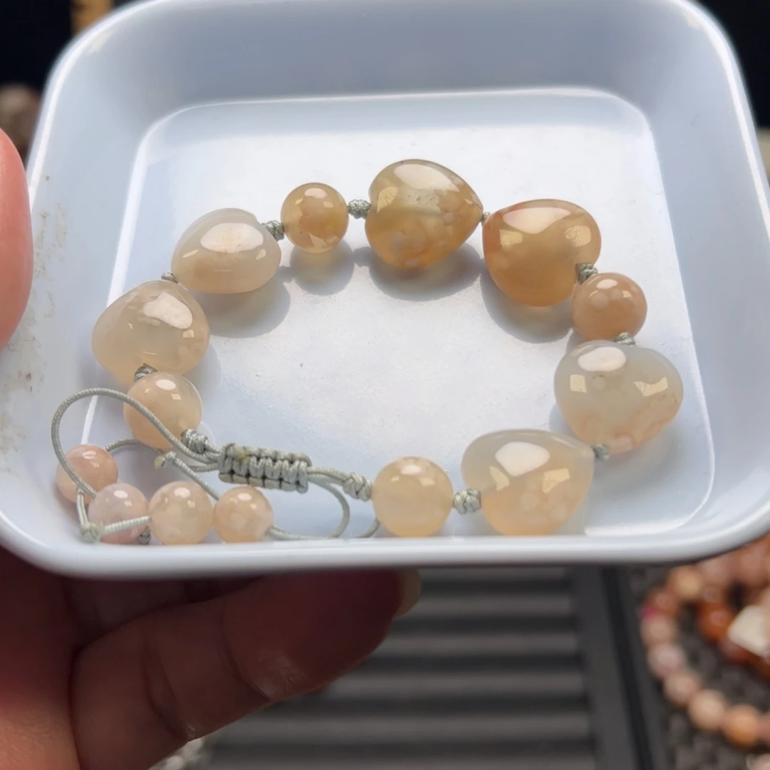 未镶嵌玛瑙/玉髓珠宝半成品