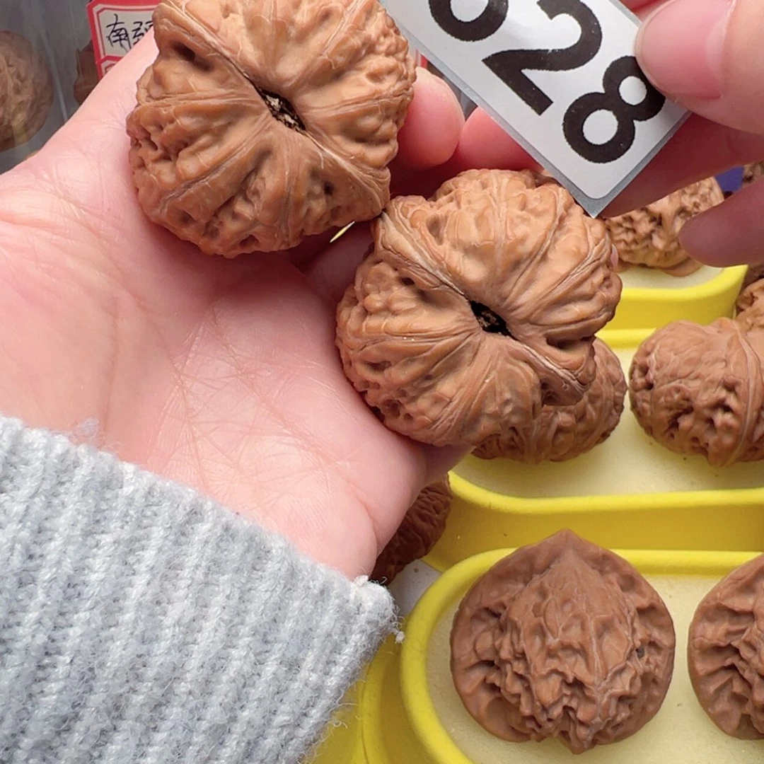 文玩核桃把件多*冰文玩628