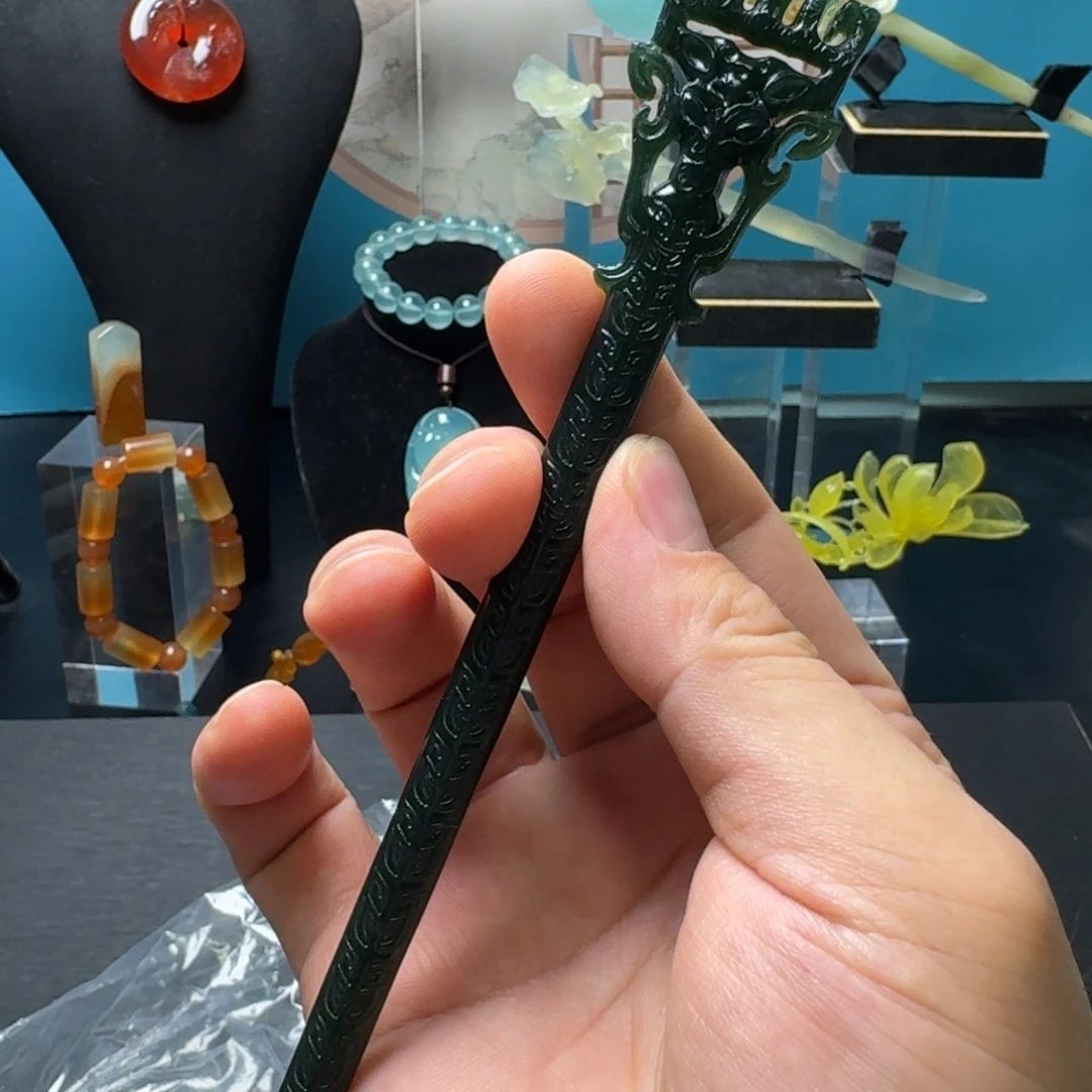 蛇纹石玉未镶嵌发饰