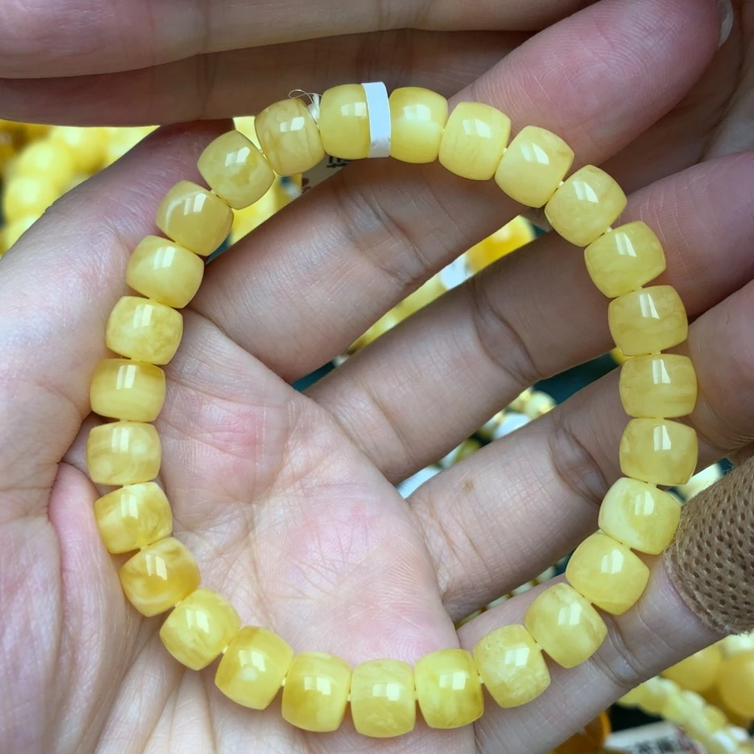 未镶嵌琥珀珠宝奇石1