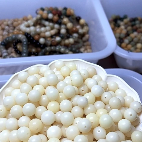 吊坠白玉菩提白玉菩提12瑕疵白玉圆50颗卡灯牌宠40颗