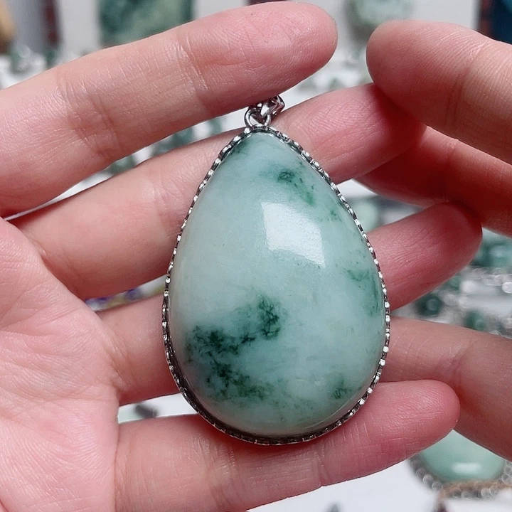 银S925镶嵌透闪石-蛇纹石玉颈饰