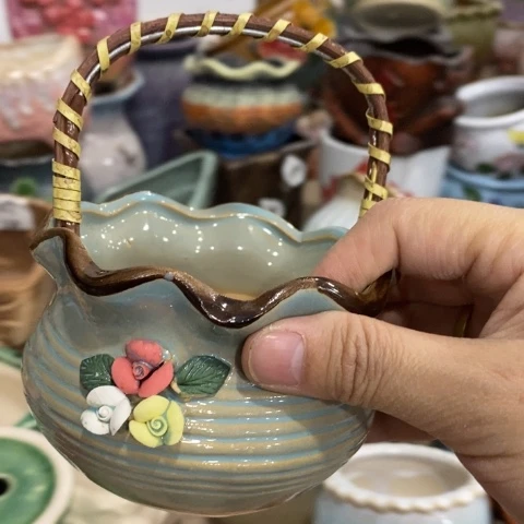 陶瓷小绿色花边篮子31313313