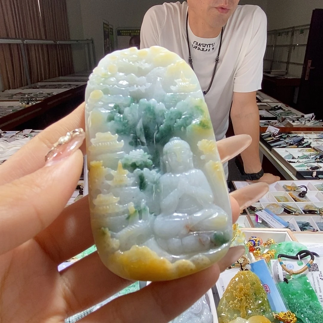 翡翠未镶嵌颈饰翡翠