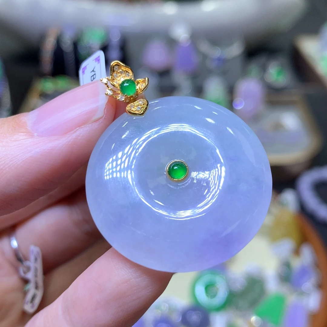 【闪购商品】翡翠颈饰18K金镶嵌翡翠吊坠项链