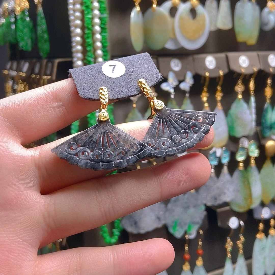 翡翠未镶嵌耳饰翡翠