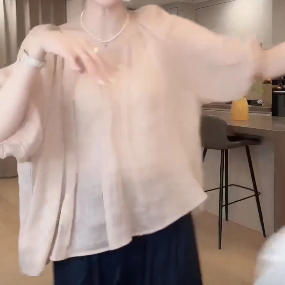 时尚圆领小清新衬衫上衣2025夏季新款设计感轻奢气质休闲衬衫显瘦