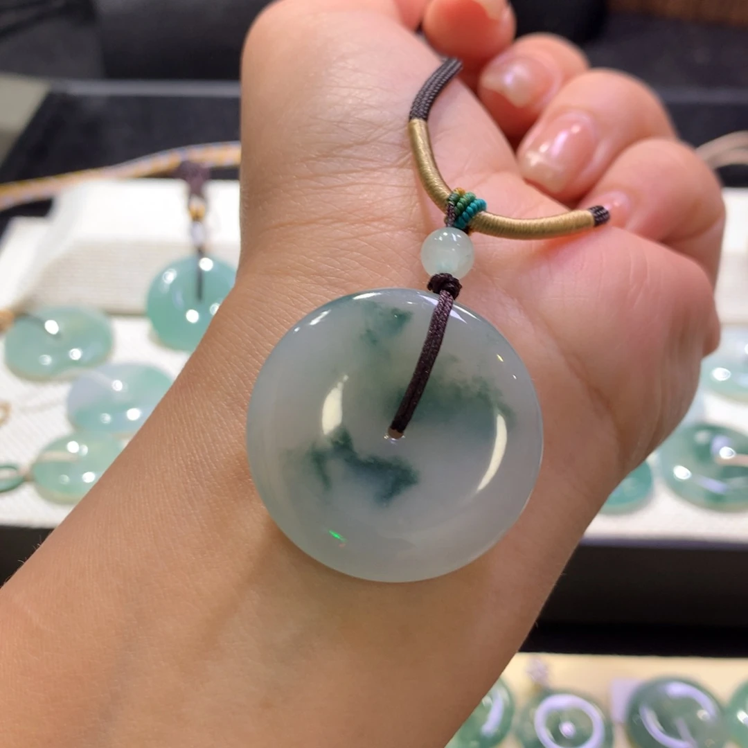 颈饰未镶嵌翡翠天然缅甸翡翠