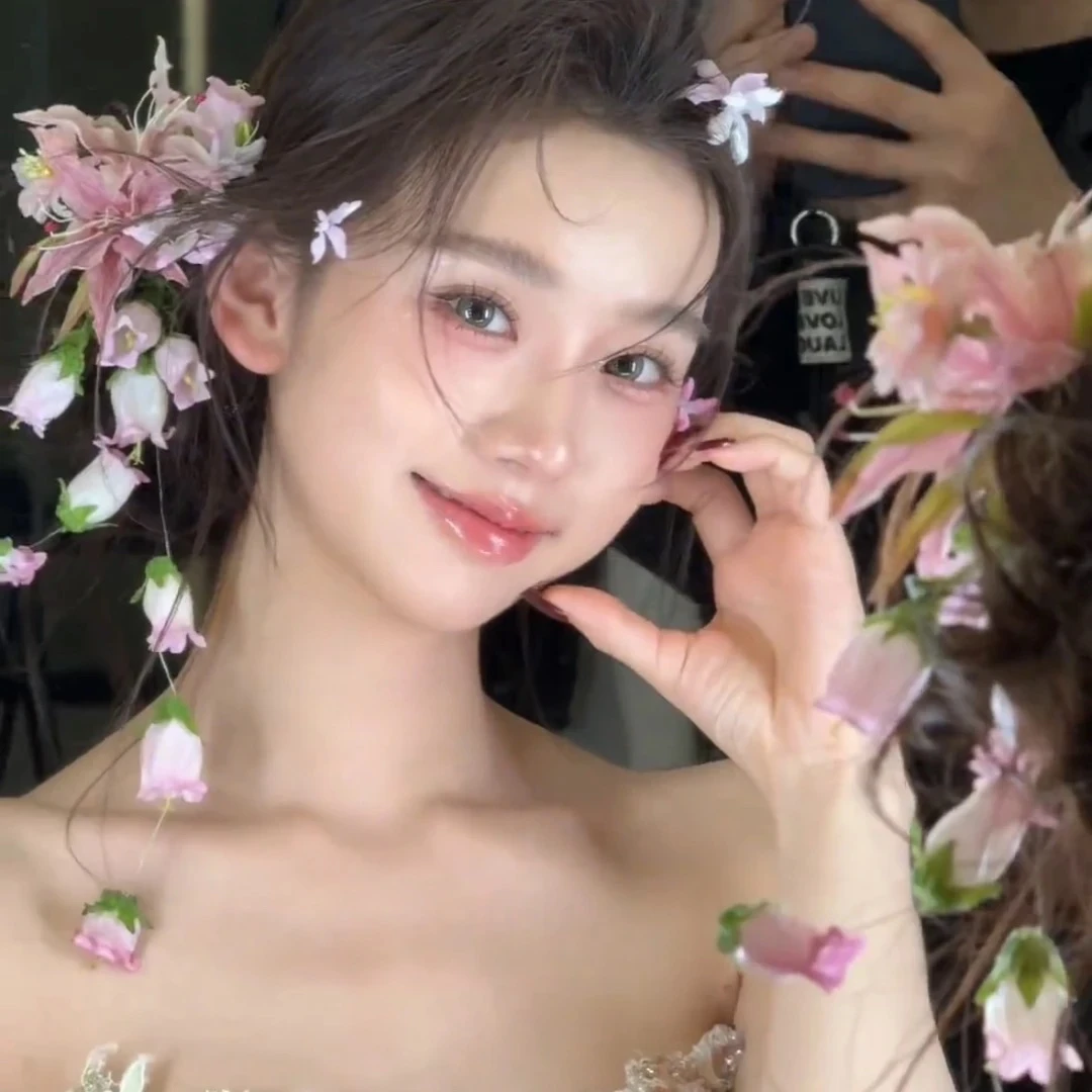 粉色仿真风铃花朵新娘发带超仙结婚头饰