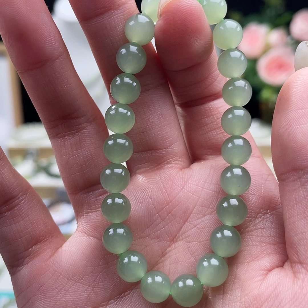 庄***仪和田玉未镶嵌手链