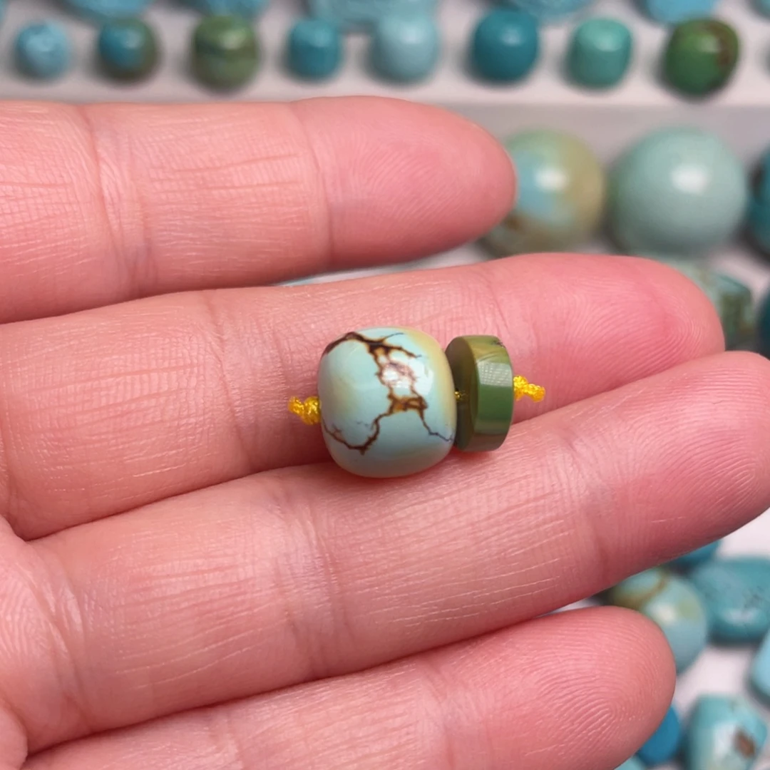 绿松石颈饰未镶嵌晓****丶