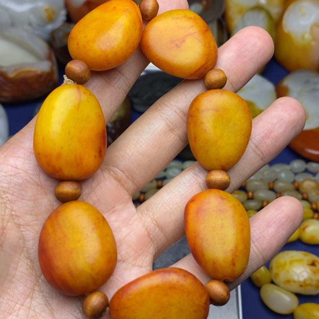 和田玉未镶嵌珠宝奇石