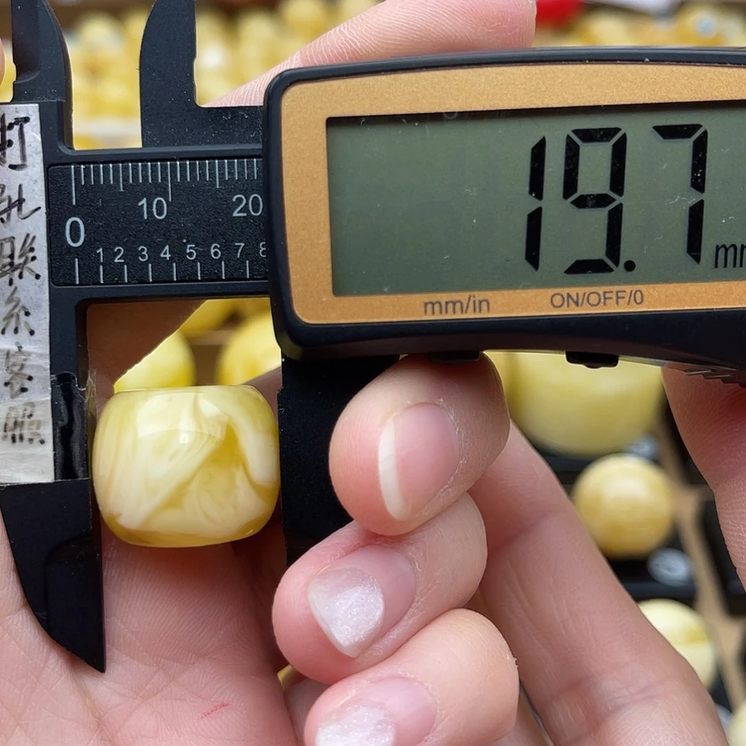 裸石琥珀未镶嵌蜜蜡墩子鸽