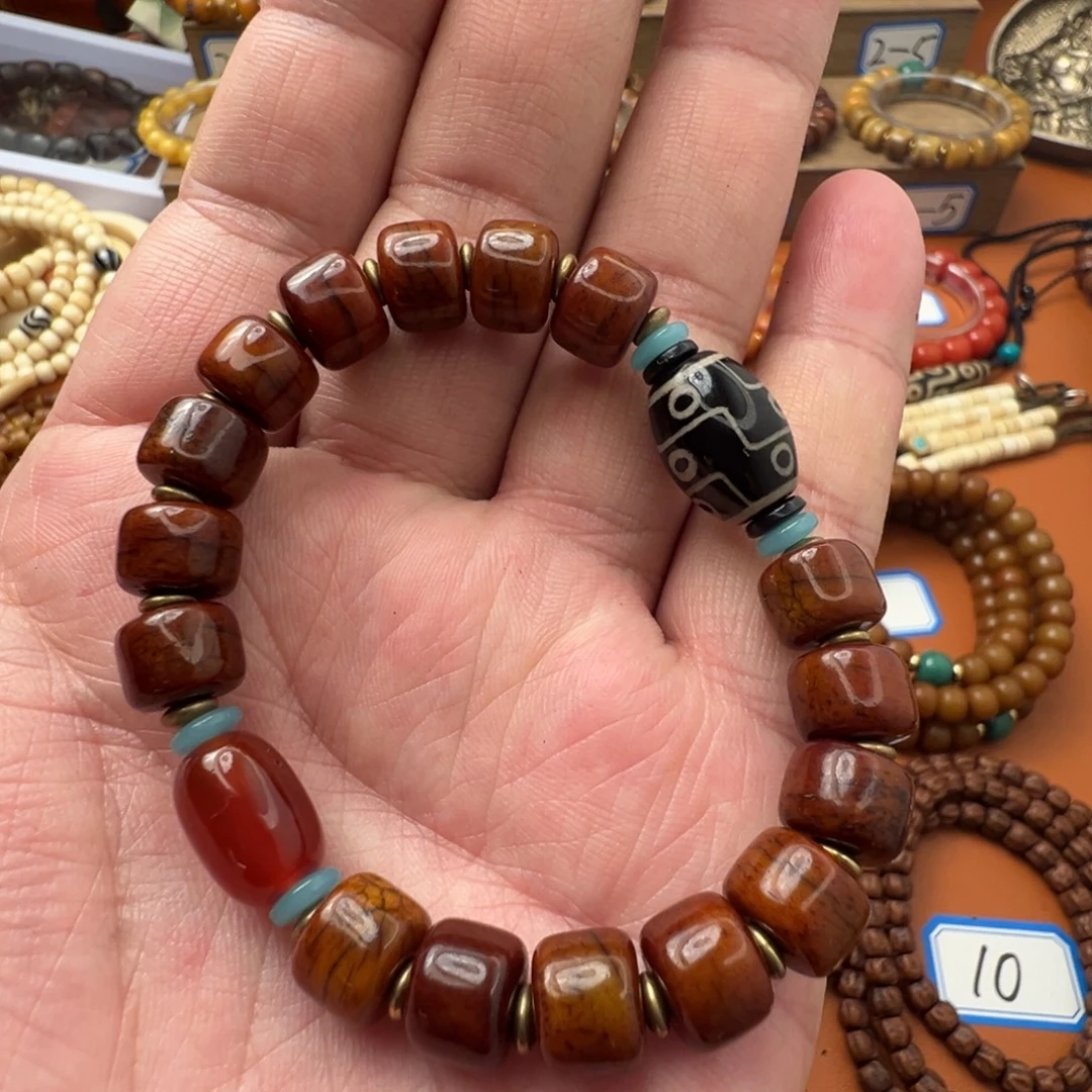 泥塑…………………………………………