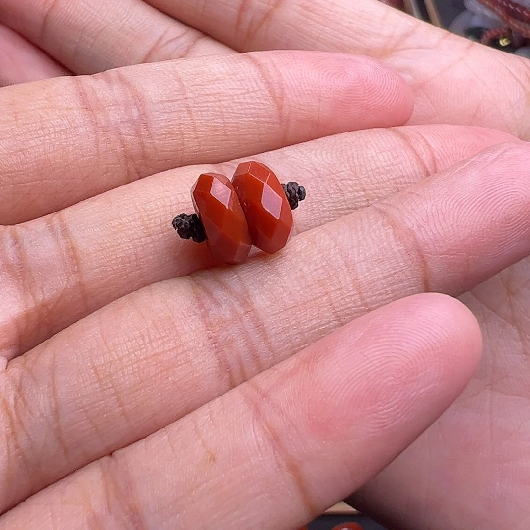 南红玛瑙未镶嵌珠宝奇石柿子红无相隔片9.8mm