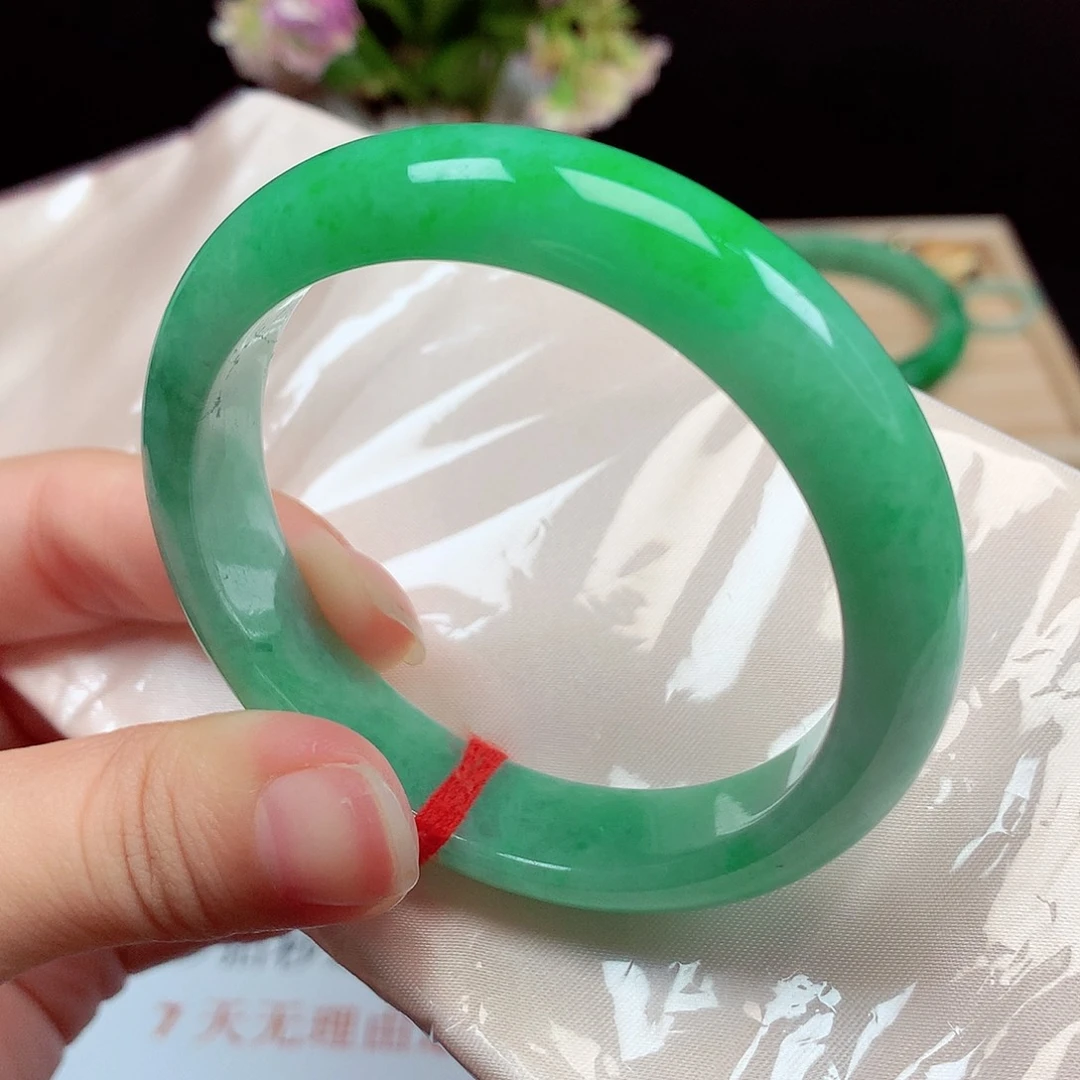 翡翠未镶嵌手镯1529