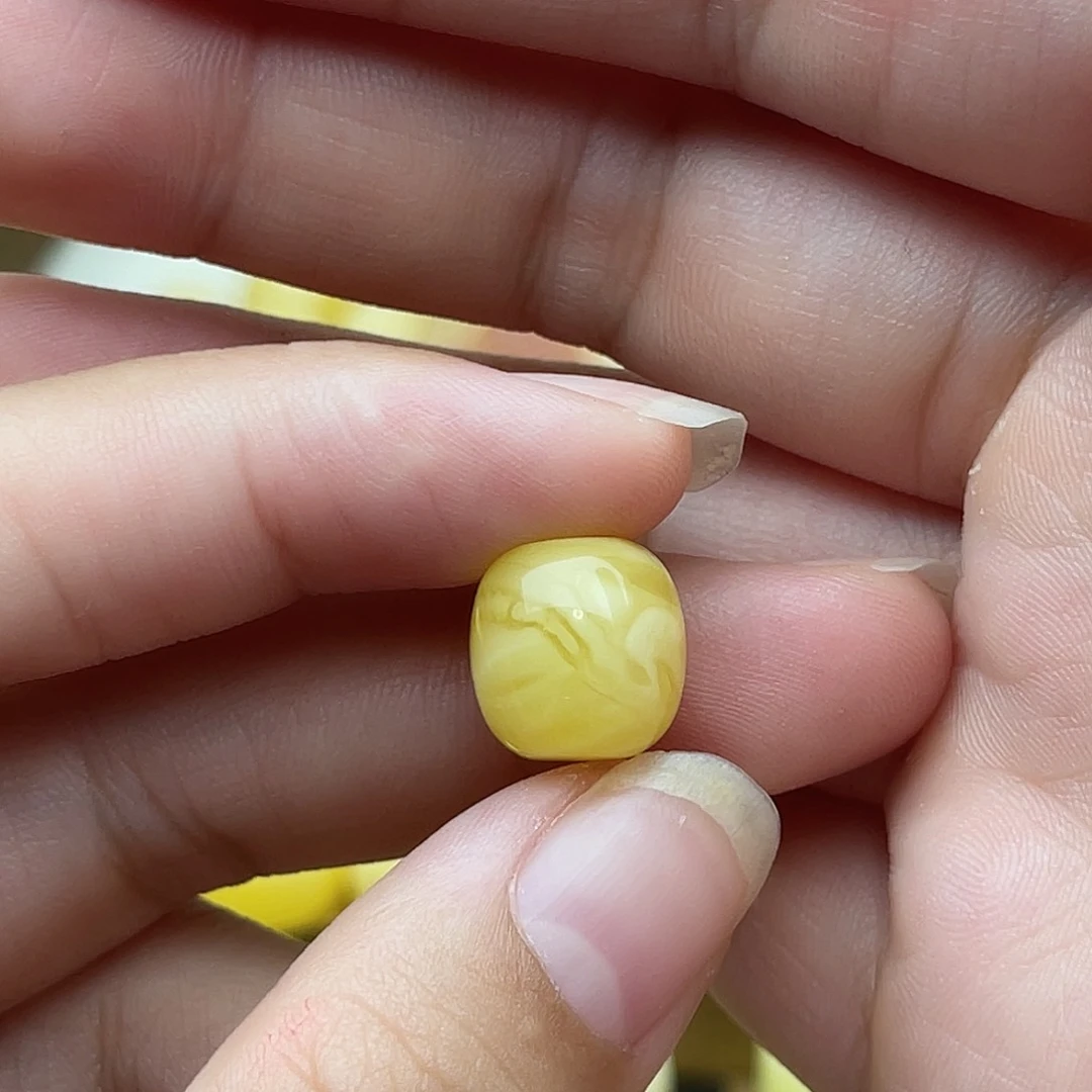 裸石琥珀未镶嵌无***山蜜蜡梦