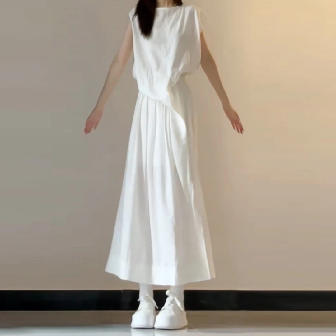 法式白色气质V领无袖连衣裙女2025夏设计感收腰绑带显瘦长裙3858