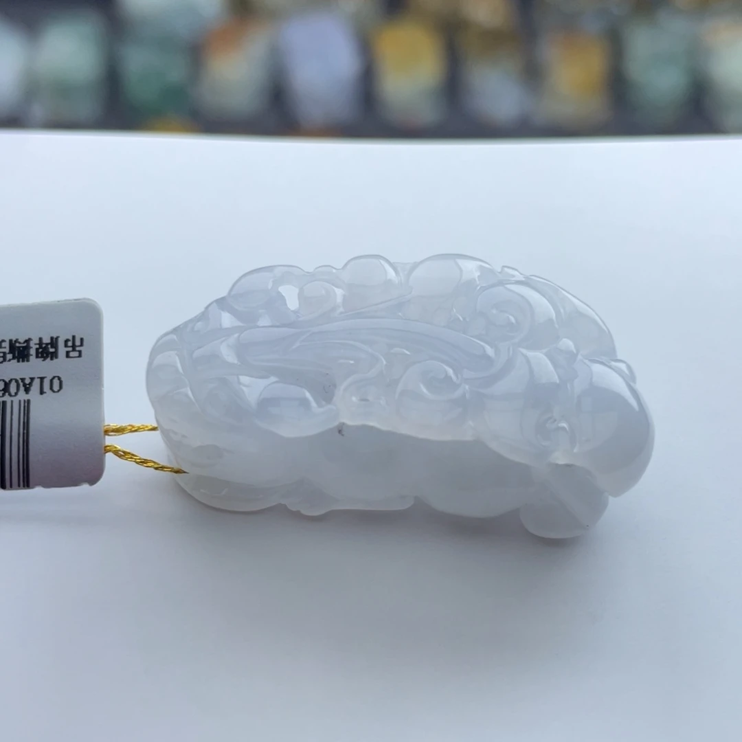 翡翠未镶嵌颈饰貔貅008