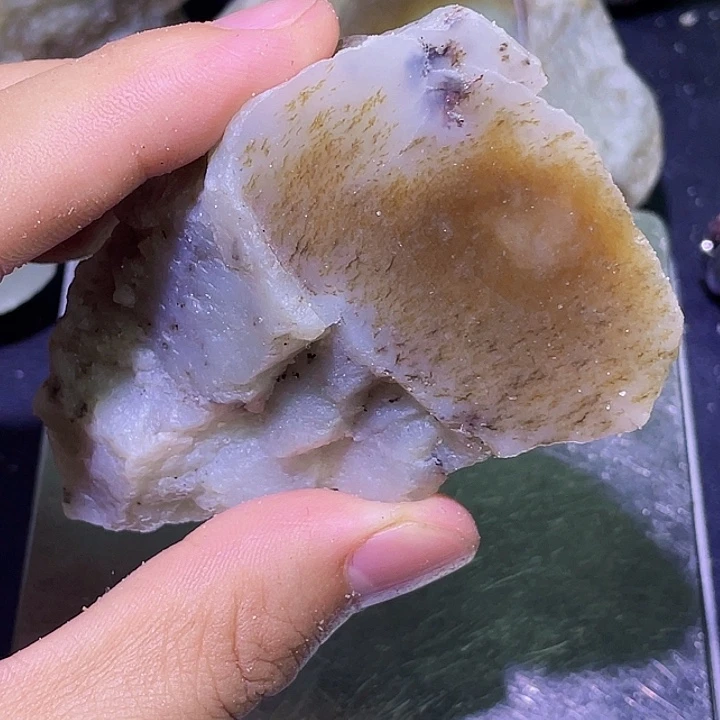 和田玉（糖玉）未镶嵌珠宝半成品