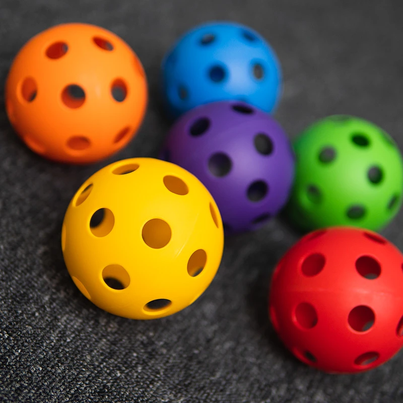 婴儿洞洞球手抓球玩具早教启蒙感统训练动作抓握益智铃铛宝宝扣