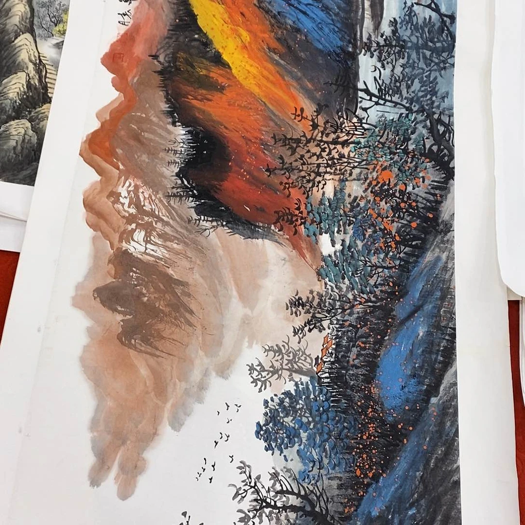 国画蔚****?颇似是他和自己一起