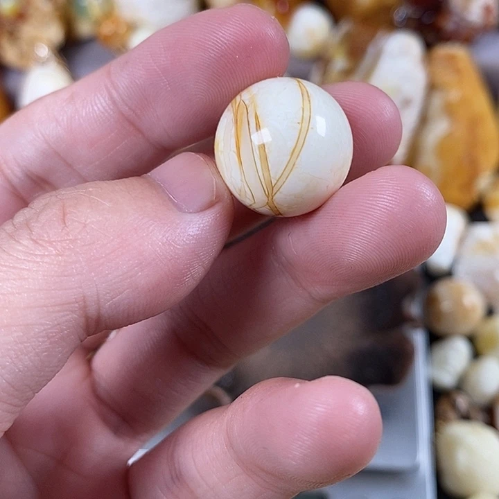 琥珀未镶嵌裸石我