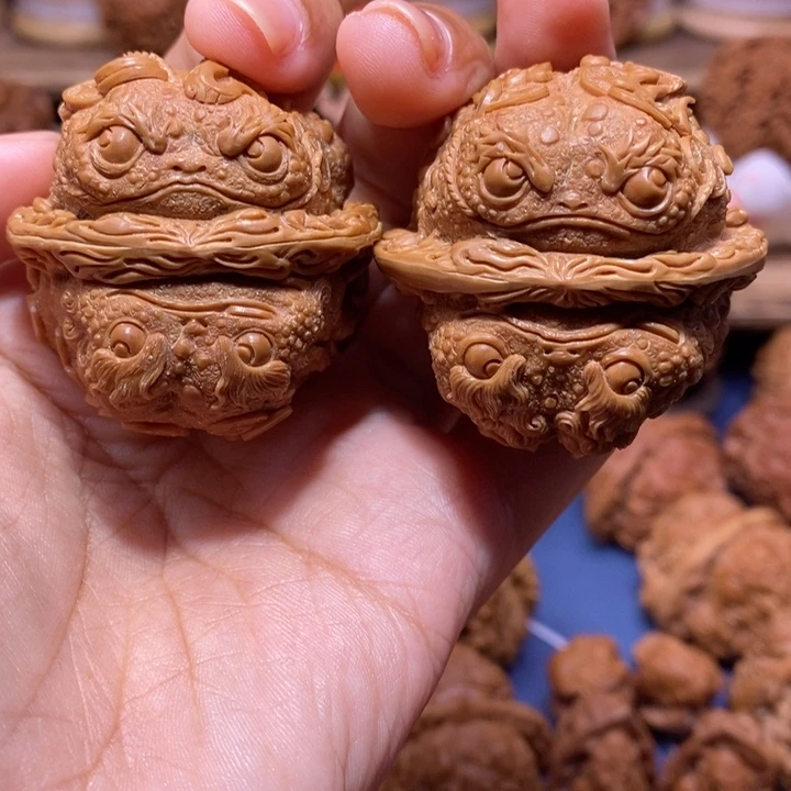 【闪购商品】手串/手链核桃砖***媒大眼睛金蟾