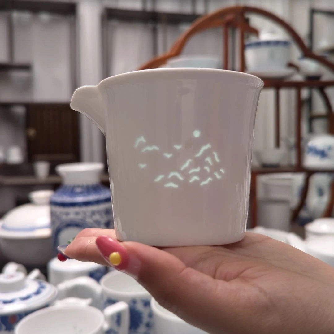 陶瓷天青白胎公道杯一个