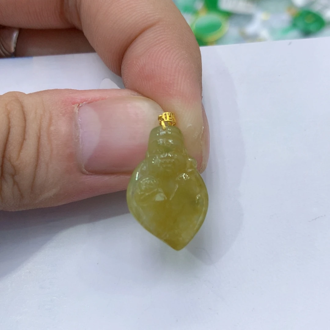 翡翠18K金镶嵌颈饰翡翠