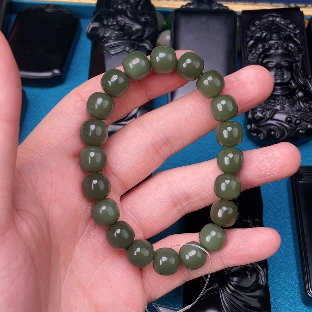 和田玉和田玉未镶嵌至**?