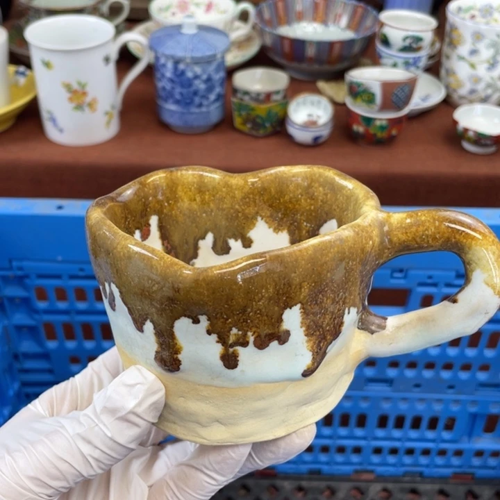 他家瓷器真美…开播了