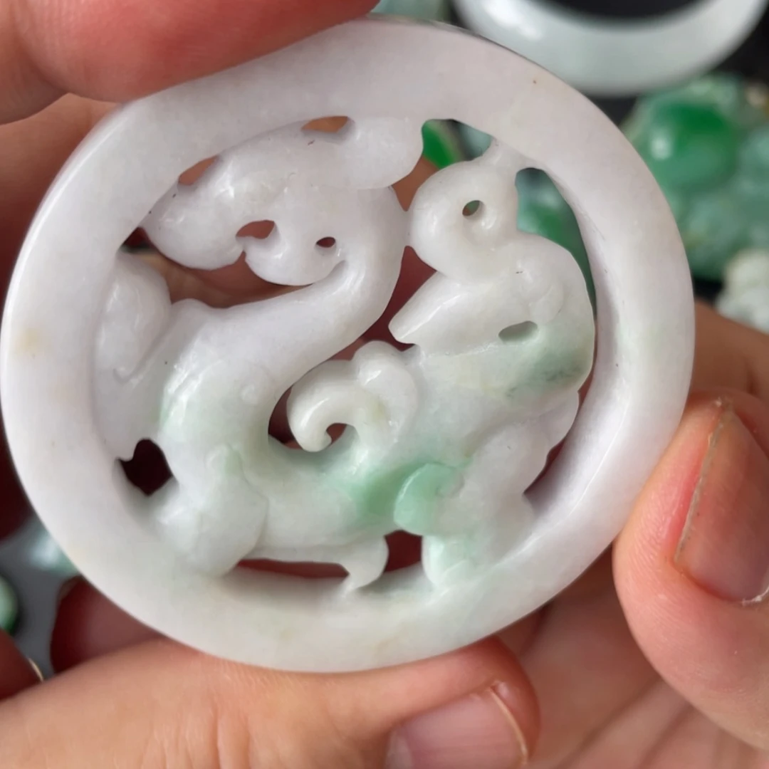 【闪购商品】翡翠未镶嵌吊坠(不含链)仿古龙牌