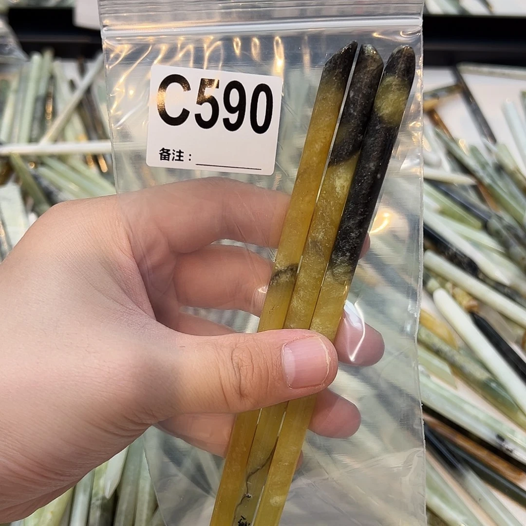 玥***'未镶嵌蛇纹石玉发饰