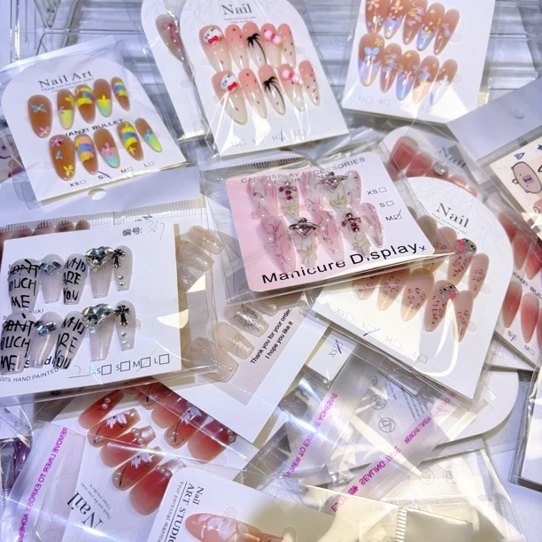 【一幅链接】半手工穿戴美甲默认微瑕时尚流行 拍一副价格加运费