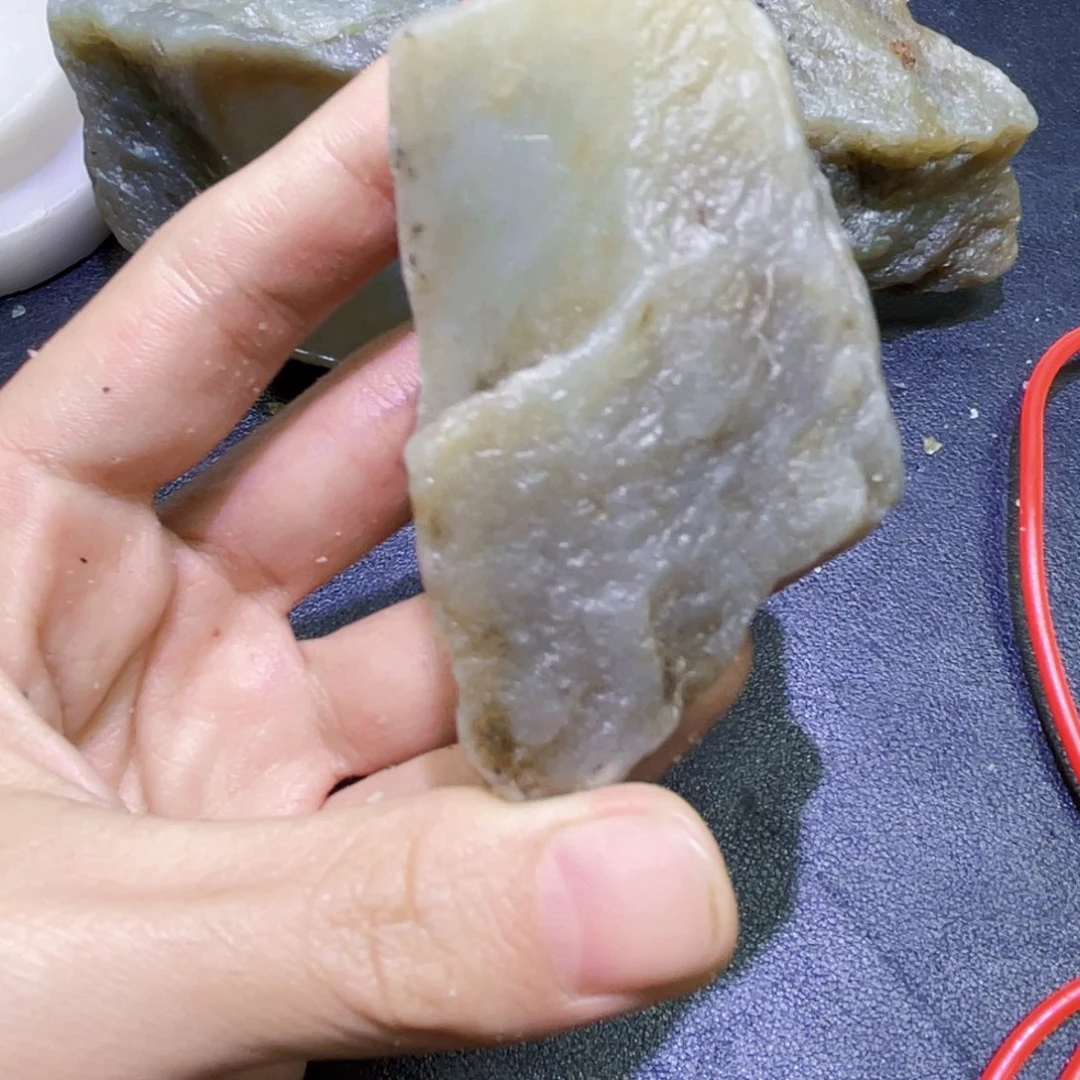 和田玉未镶嵌珠宝半成品