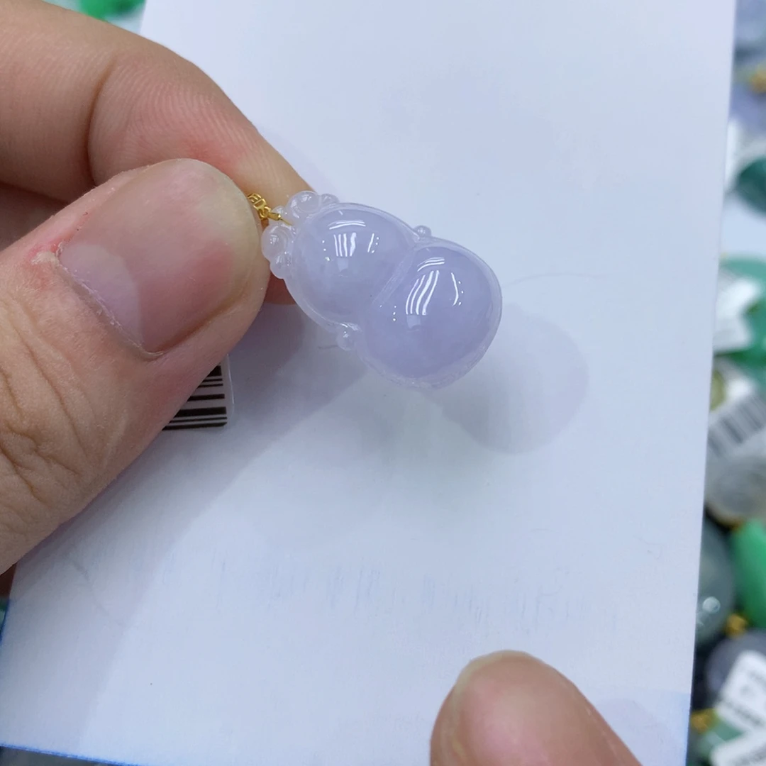 翡翠18K金镶嵌颈饰翡翠