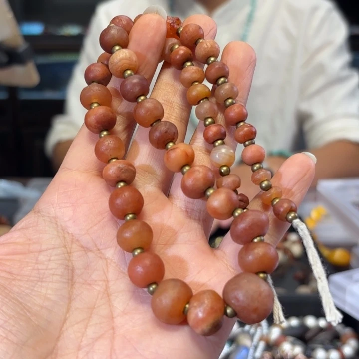 琉璃颈饰琉璃单珠