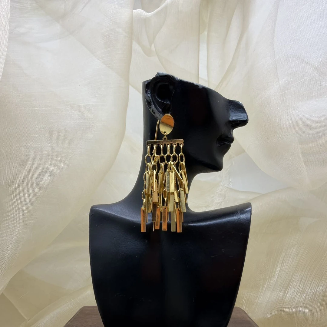 C播 15.81 足金999 耳饰e