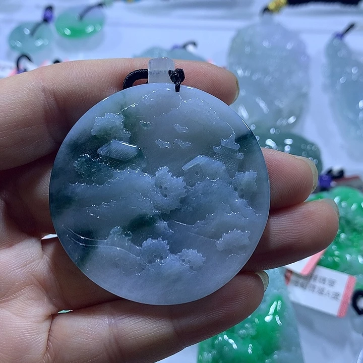 翡翠未镶嵌颈饰天然翡翠A货吊坠