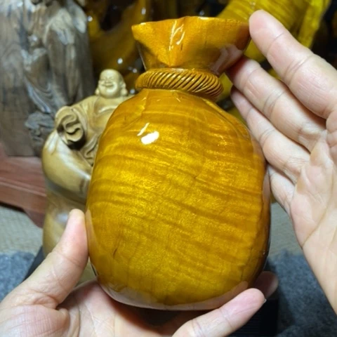 金丝楠代代有福的