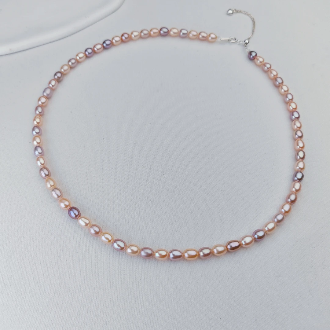 卢祥福天然淡水珍珠米形项链糖果色彩色5-6MM强光近无暇生日礼物