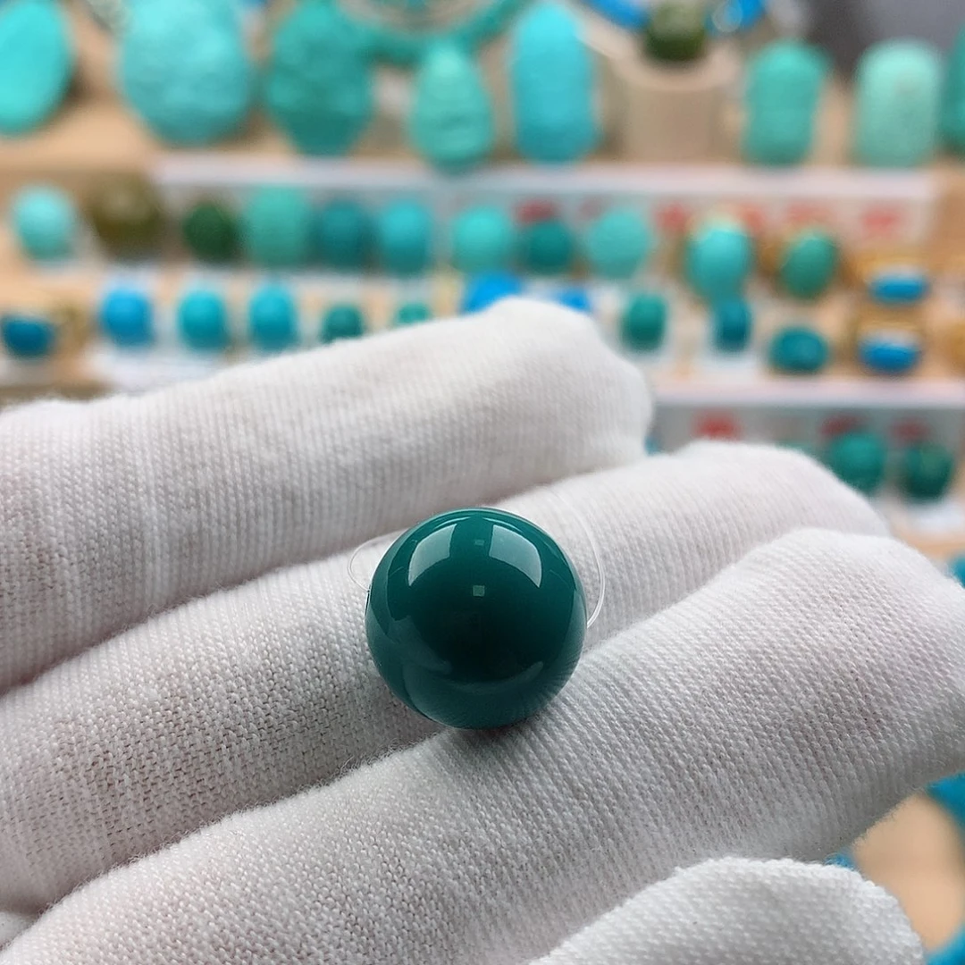 小***小绿松石未镶嵌珠宝奇石