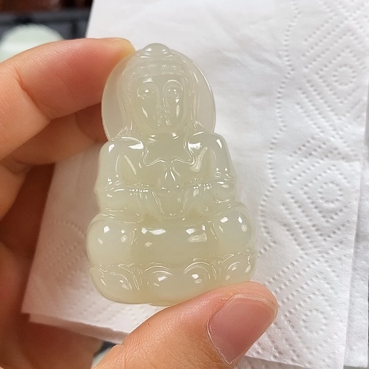 小****颈饰未镶嵌和田玉