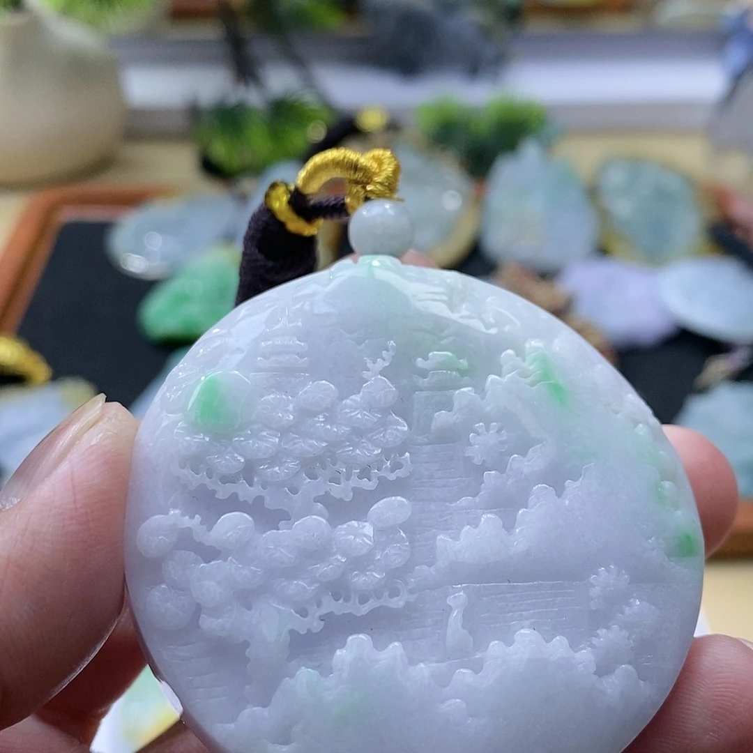 【闪购商品】翡翠颈饰未镶嵌?****?111111111111111