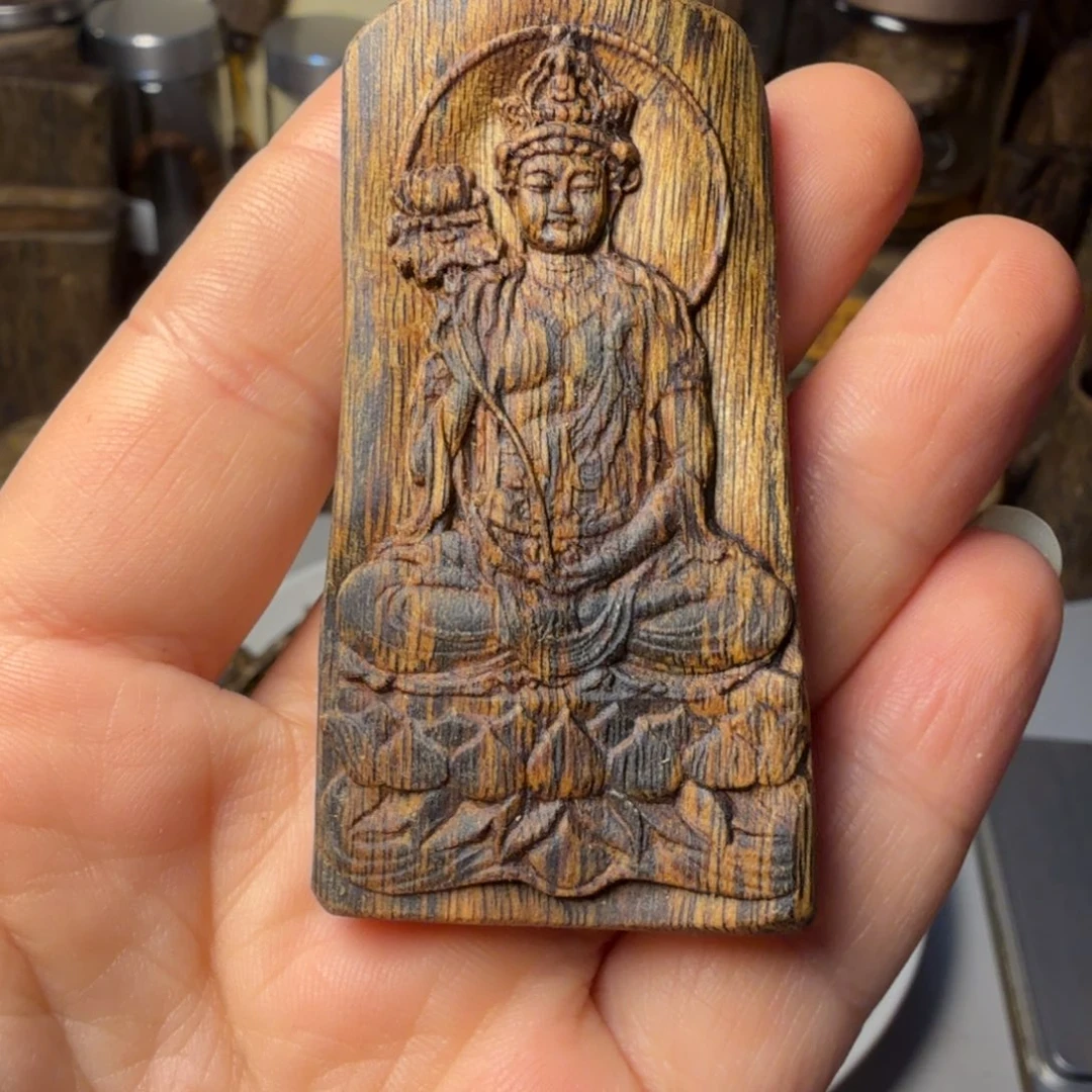 三***令沉香沉香枕海南老白棋大势至菩萨雕刻13.8克