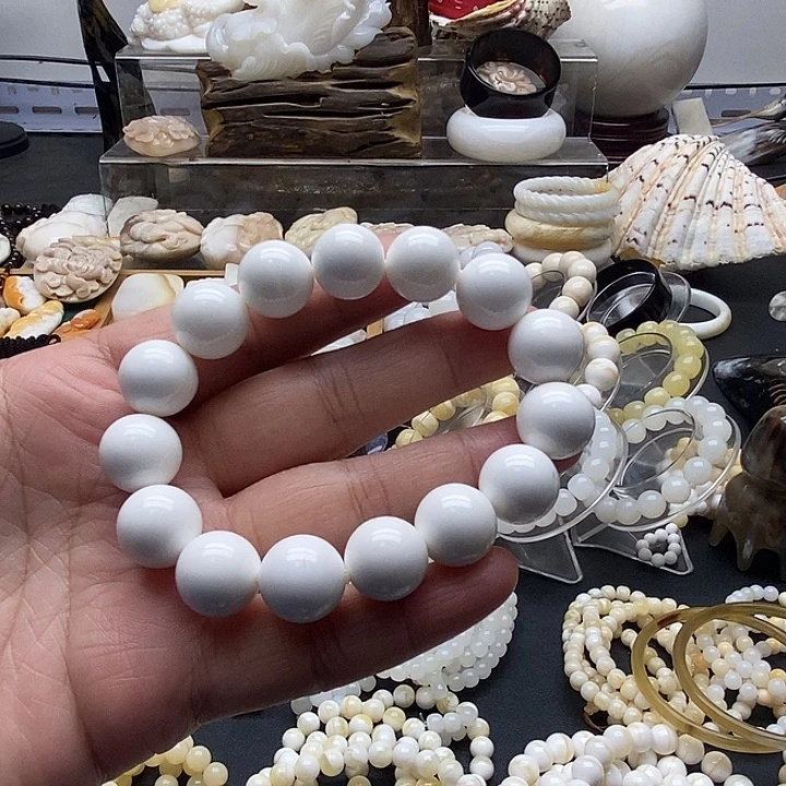 非金属贝壳全白微瑕1.4单圈