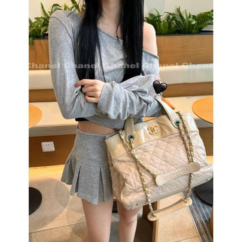 95新 Chanel/香奈儿 展会外场！拼皮托特机场包 30cm