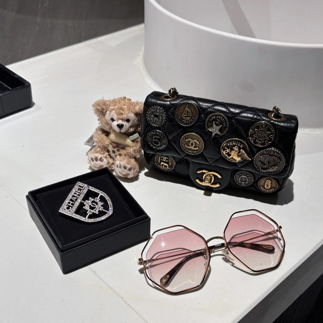 95新 Chanel/香奈儿 超mini CF限量徽章金币斜挎包